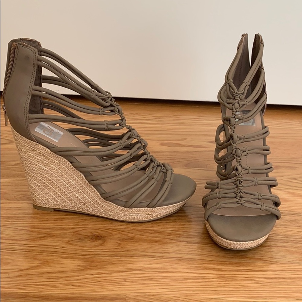Dolce vita wedges